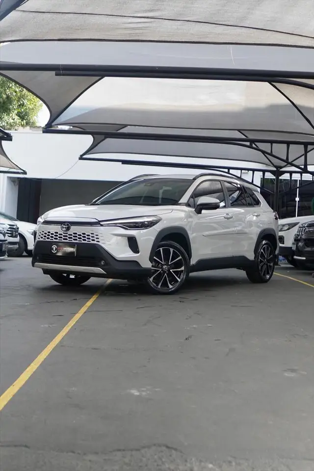 Carro Toyota Corolla Cross 2025 XRE 2.0
