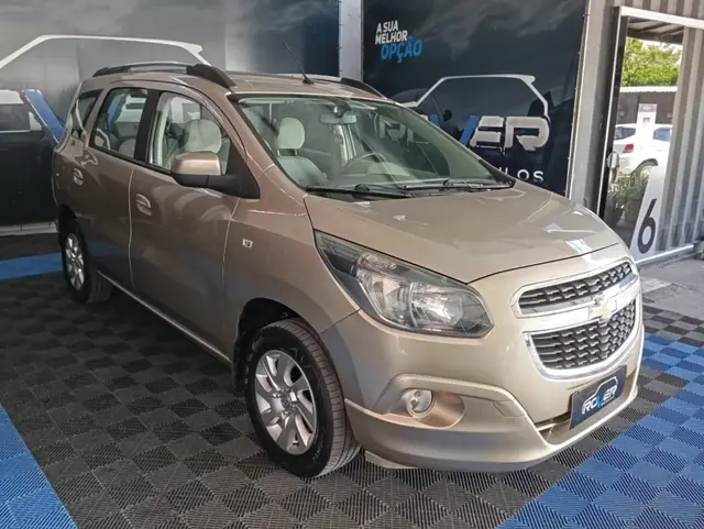 Carro Chevrolet Spin 2014 LTZ 7S 1.8 (Flex) (Aut)