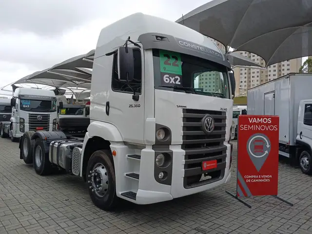 Caminhão Volkswagen 25.360 2022 Constel. 6x2 Tractor 2p (die)(E5)