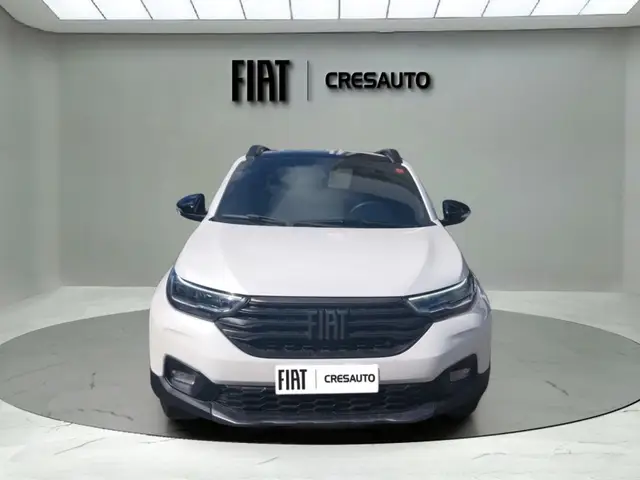 Carro Fiat Strada 2025 Volcano 1.3