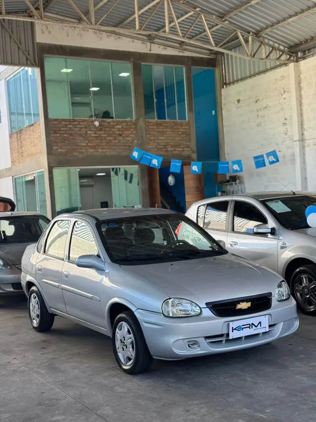 Carro Chevrolet Corsa Sedan 2001 Milenium 1.0 MPFi 16V