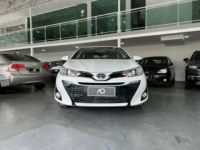 Carro Toyota Yaris 2021 1.5 XLS Connect CVT (Flex)