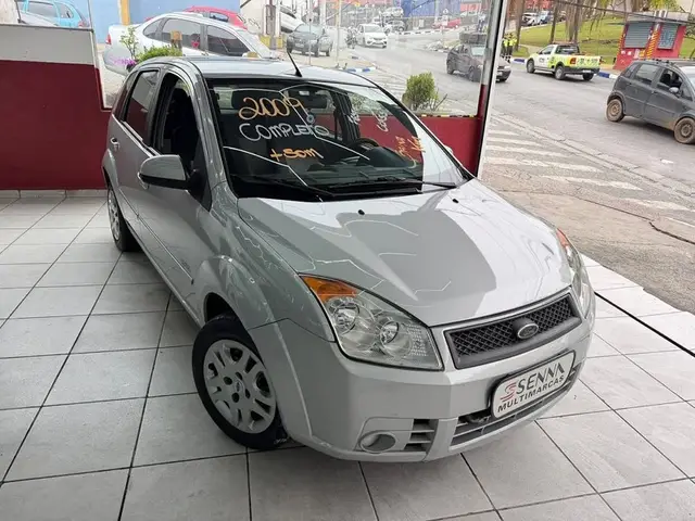 Carro Ford Fiesta Hatch 2009 1.6 (Flex)
