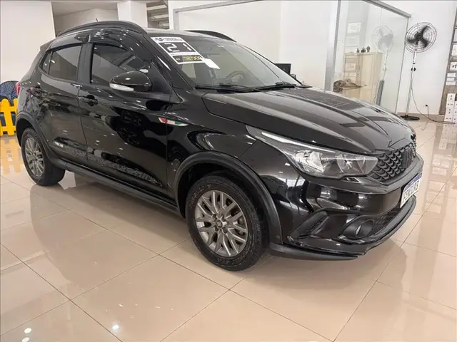 Carro Fiat Argo 2021 Trekking 1.3 (Flex)