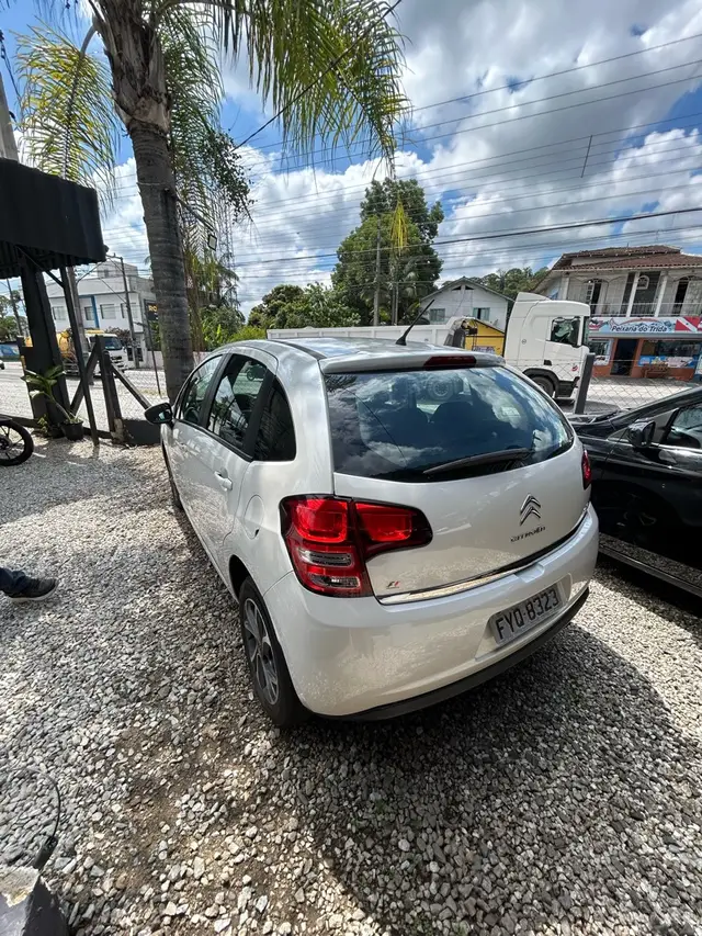 Carro Citroën C3 Picasso 2015 Tendance 1.5 8V (Flex)