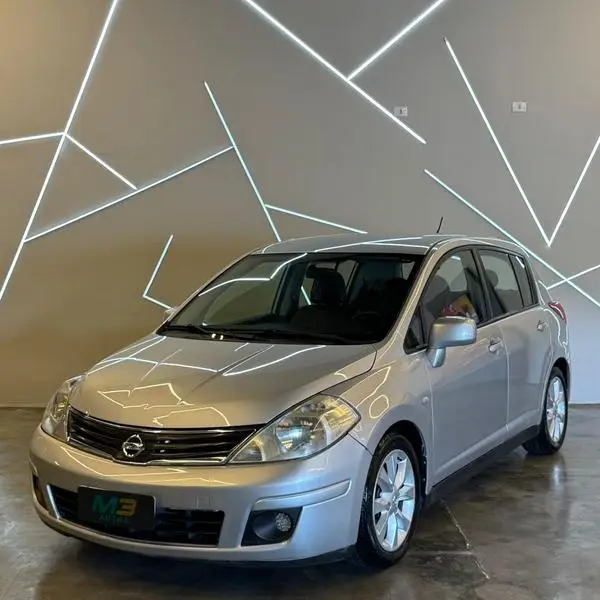 Carro Nissan Tiida 2011 S 1.8 (flex)