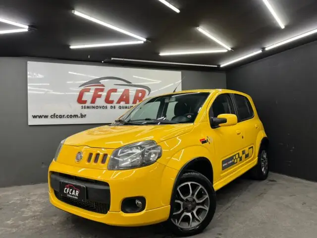 Carro Fiat Uno 2012 Sporting 1.4 8V (Flex) 4p