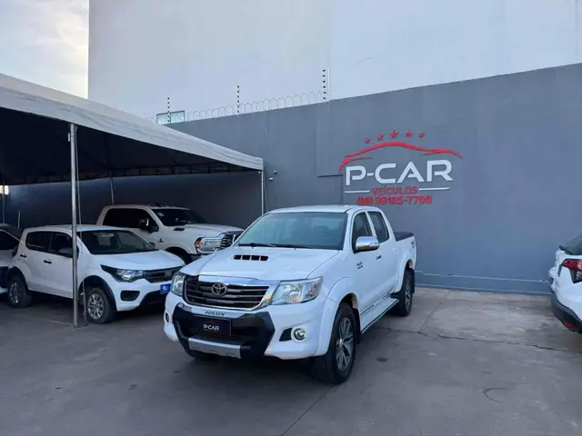 Carro Toyota Hilux Cabine Dupla 2014 Hilux 3.0 TDI 4x4 CD SRV