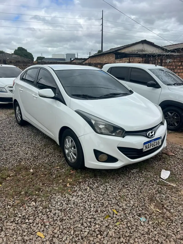 Carro Hyundai HB20S 2014 1.6 Comfort Plus (Flex)