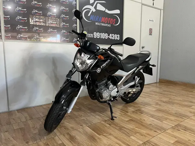 Moto Yamaha YS 250 Fazer 2012 250cc