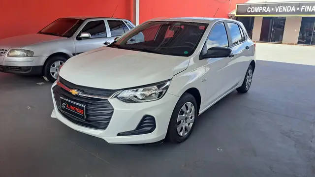 Carro Chevrolet Onix 2025 1.0