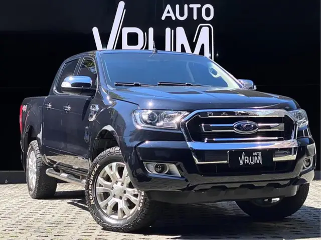 Carro Ford Ranger Cabine Dupla 2017 Ranger 3.2 XLT CD 4x4 (Aut)
