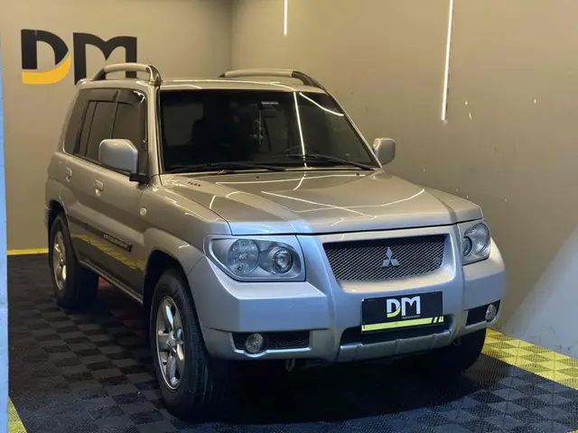 Carro Mitsubishi Pajero TR4 2009 2.0 16V 4x4 (Flex) (Aut)