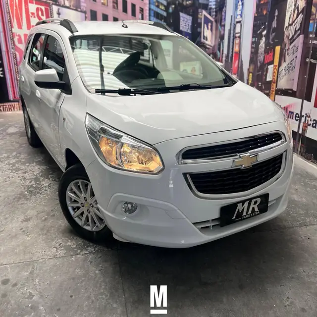 Carro Chevrolet Spin 2014 LT 5S 1.8 (Aut) (Flex)