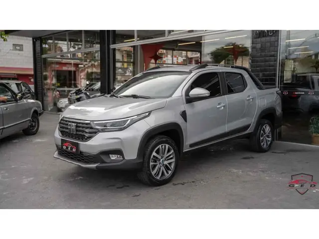 Carro Fiat Strada 2024 Volcano 1.3 Cabine Dupla (Aut.)