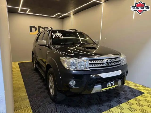 Carro Toyota Hilux SW4 2009 SRV 4x4 3.0 Turbo (aut)