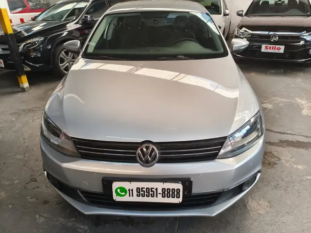 Carro Volkswagen Jetta 2012 2.0 Comfortline Tiptronic (Flex)