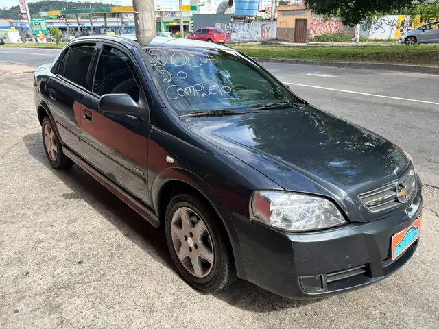 Carro Chevrolet Astra Sedan 2007 Advantage 2.0 (Flex)
