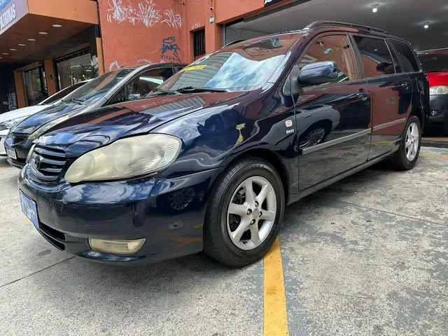 Carro Toyota Fielder 2005 1.8 16V (aut)