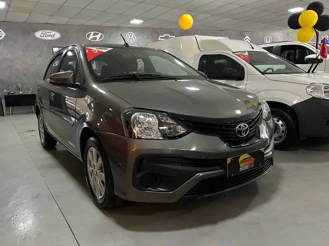 Carro Toyota Etios Sedan 2019 X 1.5 (Flex)