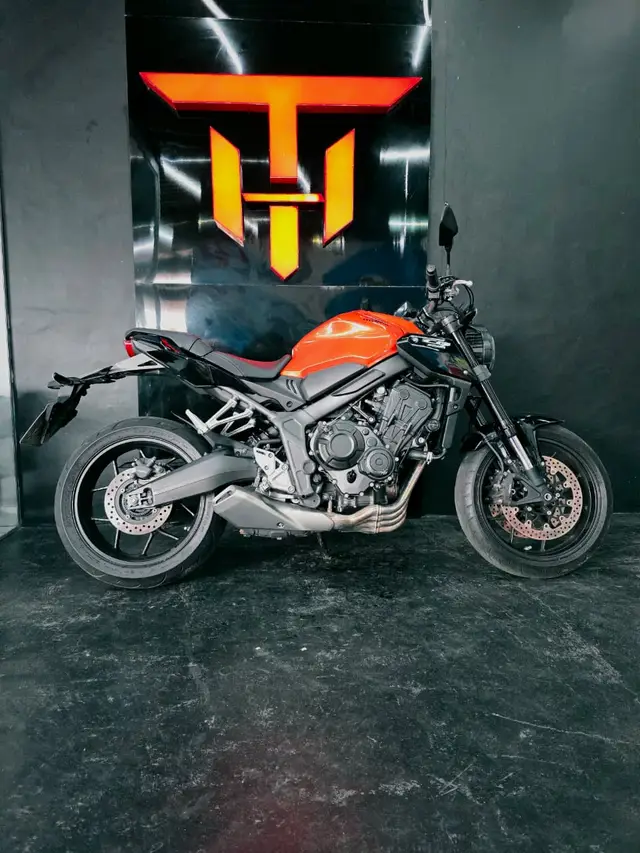 Moto Honda CB 650R 2024 (ABS)