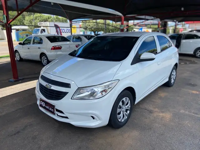 Carro Chevrolet Onix 2016 1.0 LS SPE/4