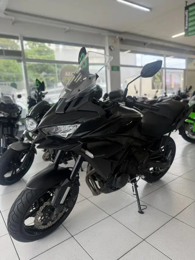 Moto Kawasaki Versys 2023 650 (ABS)