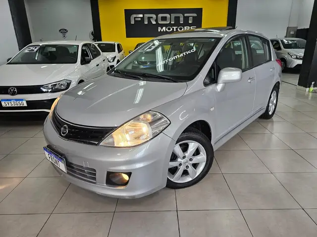Carro Nissan Tiida 2013 SL 1.8 (flex) (aut)