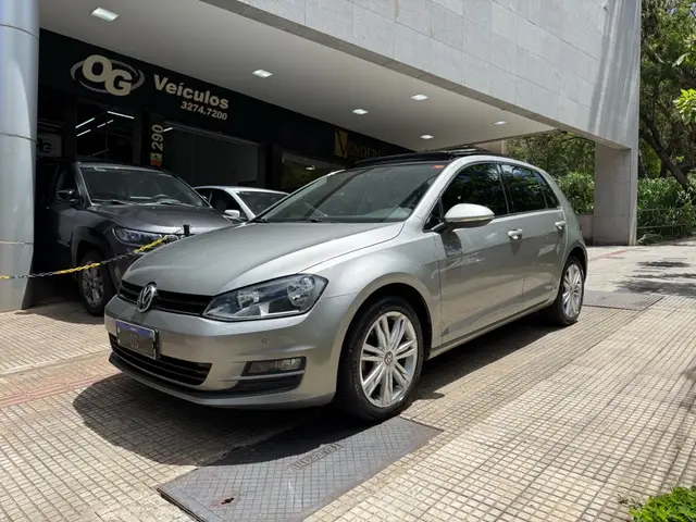Carro Volkswagen Golf 2015 Comfortline 1.4 TSi