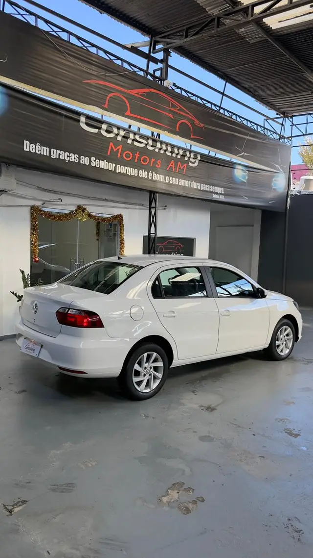 Carro Volkswagen Voyage 2023 1.0 MPI (Flex)