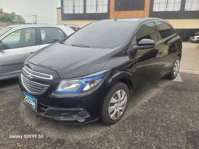 Carro Chevrolet Onix 2015 1.0 LT SPE/4