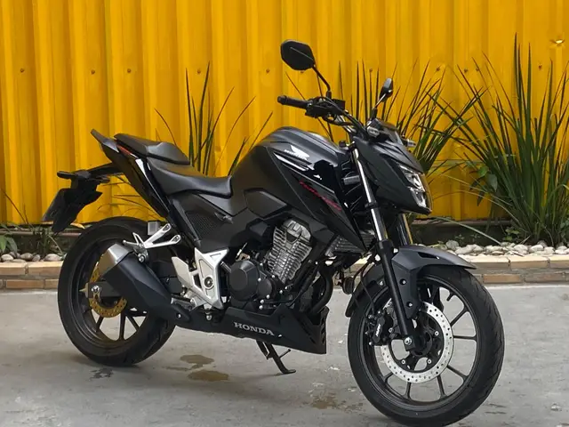 Moto Honda CB 300F Twister 2024 (CBS)