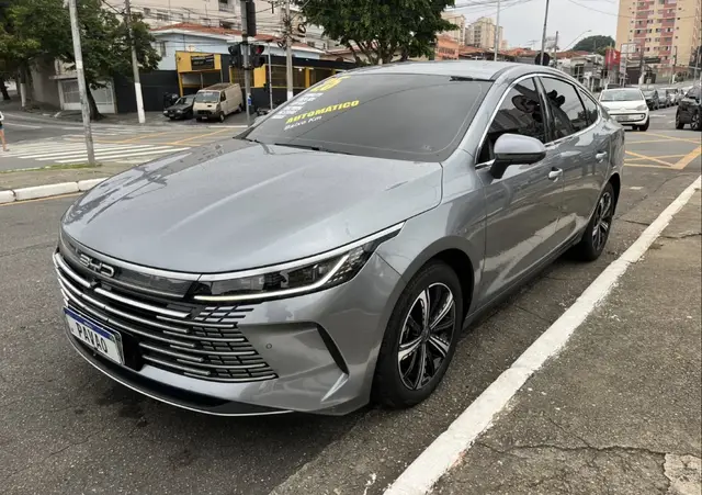 Carro BYD King 2025 DM-i GS