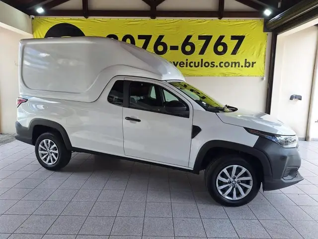 Carro Fiat Strada 2023 Endurance 1.4 Cabine Plus (Flex)