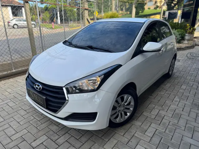 Carro Hyundai HB20 2017 1.0 Comfort Style Turbo (Flex)