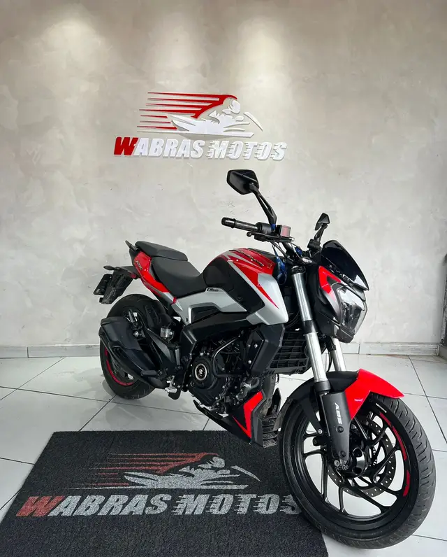 Moto Bajaj Dominar 250 2024 250