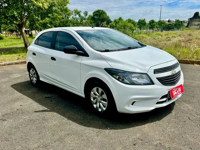 Carro Chevrolet Onix 2019 1.0 Joy SPE/4
