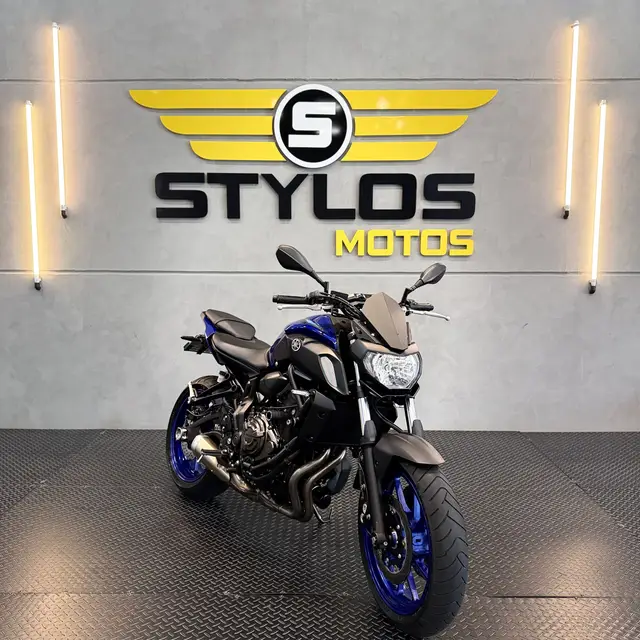 Moto Yamaha MT-07 2025 ABS