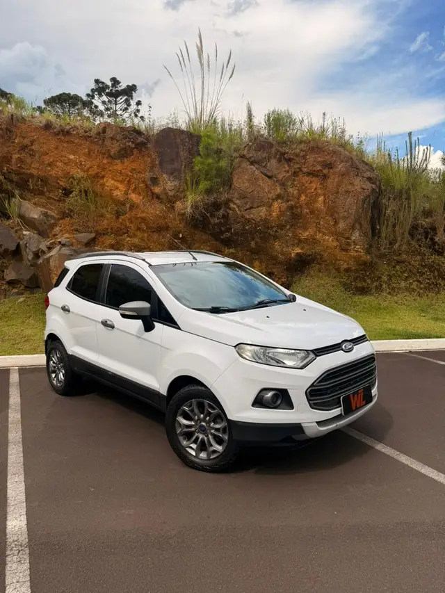 Carro Ford EcoSport 2015 Ecosport Freestyle 1.6 16V (Flex)