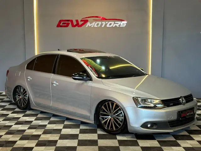 Carro Volkswagen Jetta 2013 2.0 TSI Highline DSG