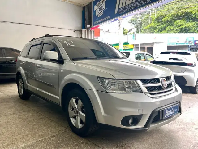 Carro Fiat Freemont 2012 2.4 16V Precision (Aut)