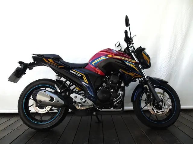 Moto Yamaha Fazer FZ25 2023 ABS