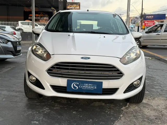 Carro Ford Fiesta Sedan 2017 SEL 1.6