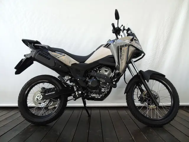 Moto Honda XRE Sahara 300 2025 ABS