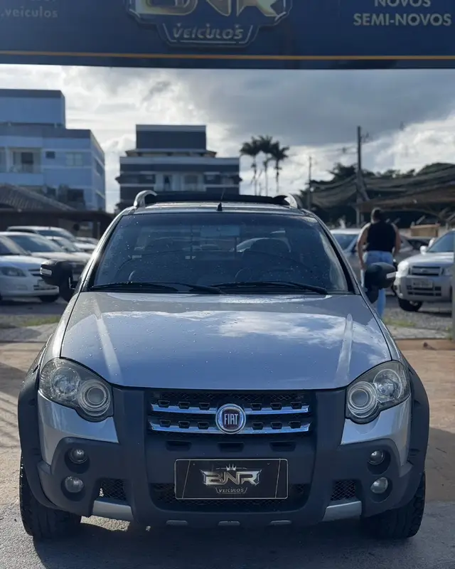 Carro Fiat Strada 2012 Adventure 1.8 16V Dualogic (Flex) (Cabine Dupla)