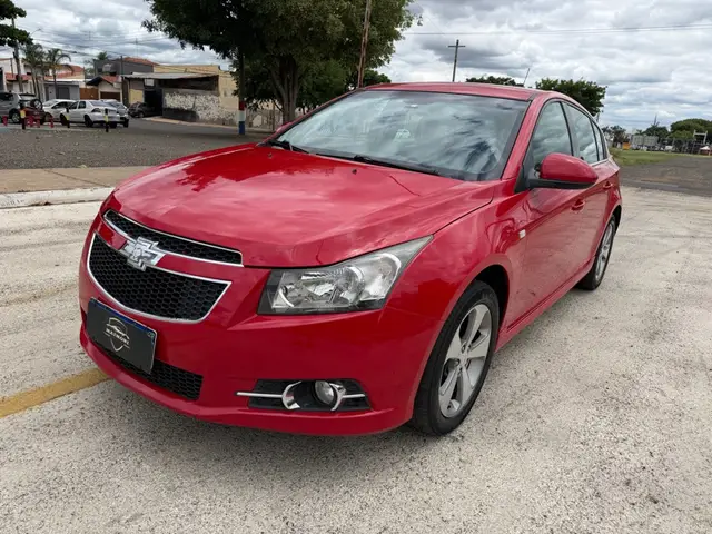 Carro Chevrolet Cruze Sport6 2013 LT 1.8 16V Ecotec (Flex)