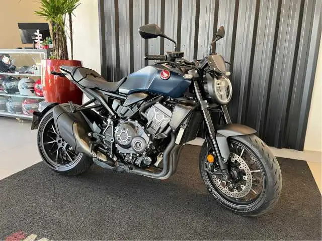 Moto Honda CB 1000R 2024 Black Edition