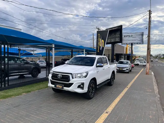 Carro Toyota Hilux Cabine Dupla 2020 Hilux 2.7 SRV CD 4x2 (Flex) (Aut)
