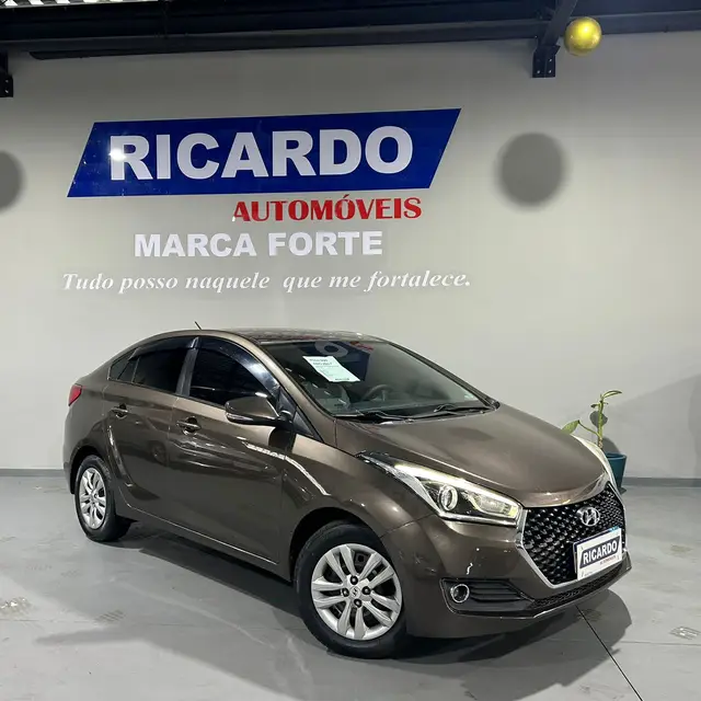 Carro Hyundai HB20S 2017 1.6 Comfort Plus (Flex)