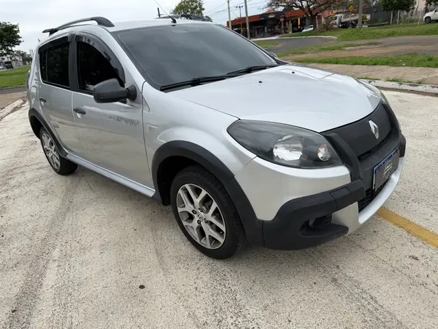 Carro Renault Sandero Stepway 2012 1.6 16V Hi-Flex (aut)